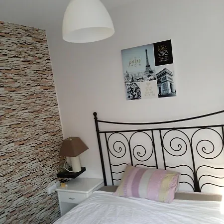 Spacious In Center Of Апартаменти Айя-Напа