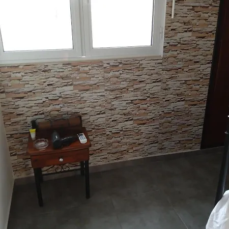Spacious In Center Of Айя-Напа